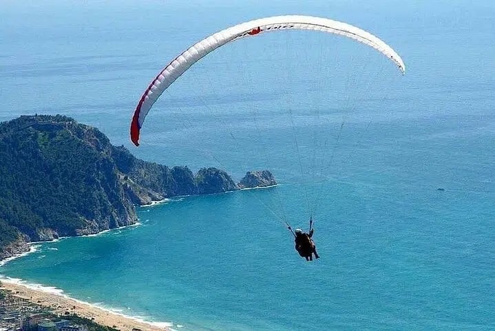 Antalya Tandem Paragliding with Licensed Pilot and Hotel Transfer, photo 2