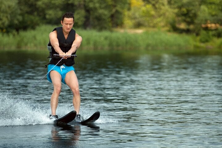 Water Skiing in Trincomalee: Guided Coastal Session, photo 3
