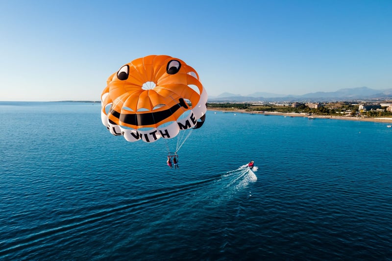 Hurghada Parasailing Tour with Red Sea View and Hotel Pickup, photo 2