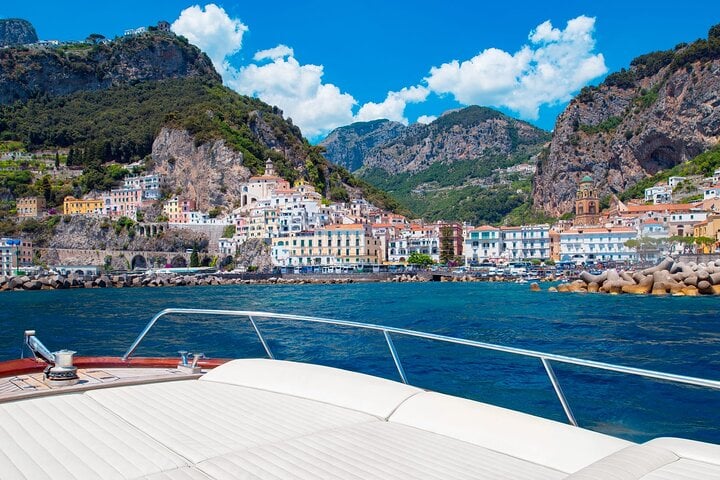 Private Boat Tour Sorrento to Positano and Amalfi (Typical Gozzo 850), photo 4