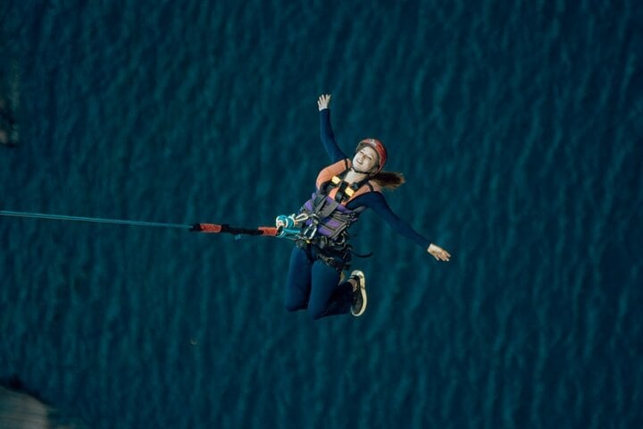 Rope Jumping in Lakshapana, photo 3