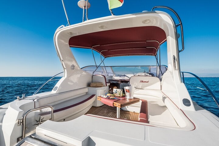 Private Luxury Yacht Tour Capri from Sorrento (Raffaelli Shamal 40), photo 5