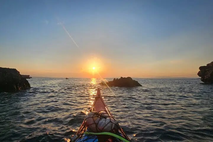 Sunset Sea Kayaking in Athens Riviera, photo 4