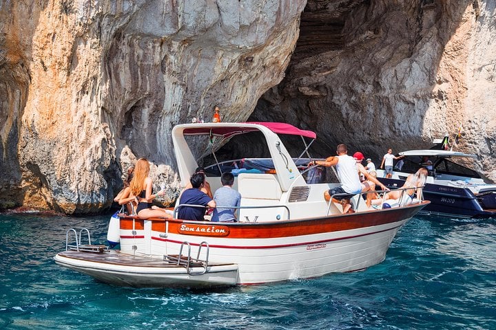 Amalfi: Small Group Boat Day Excursion to Capri Island, photo 2