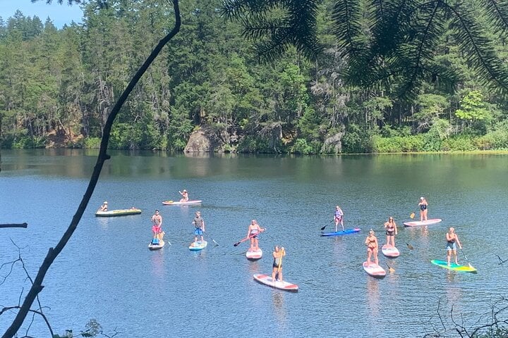 Paddling Thetis Lake, photo 2