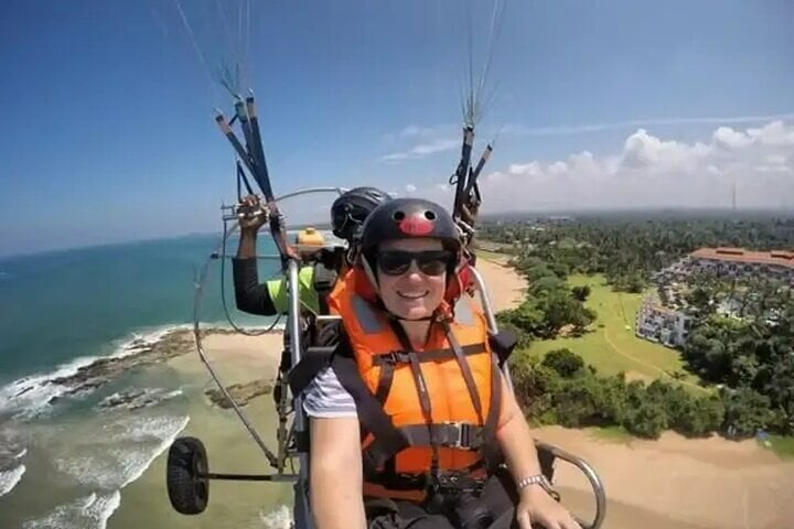 Paramotoring in Negombo: Coastal Flight Experience, photo 2