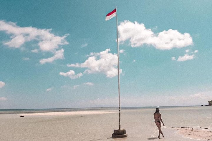 Lombok Pink Beach Full-Day Boat Trip with Snorkelling, photo 5