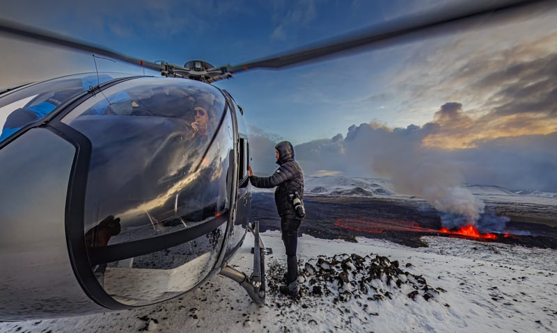 Volcano Eruption Helicopter Tour, photo 4