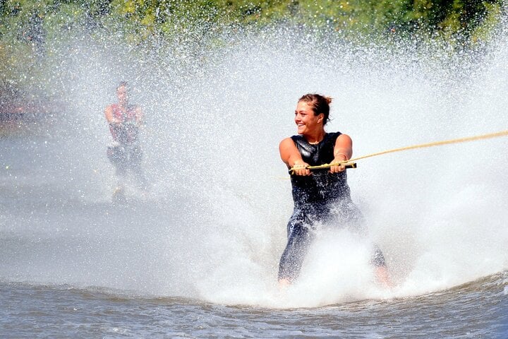 Water Skiing in Trincomalee: Guided Coastal Session, photo 4