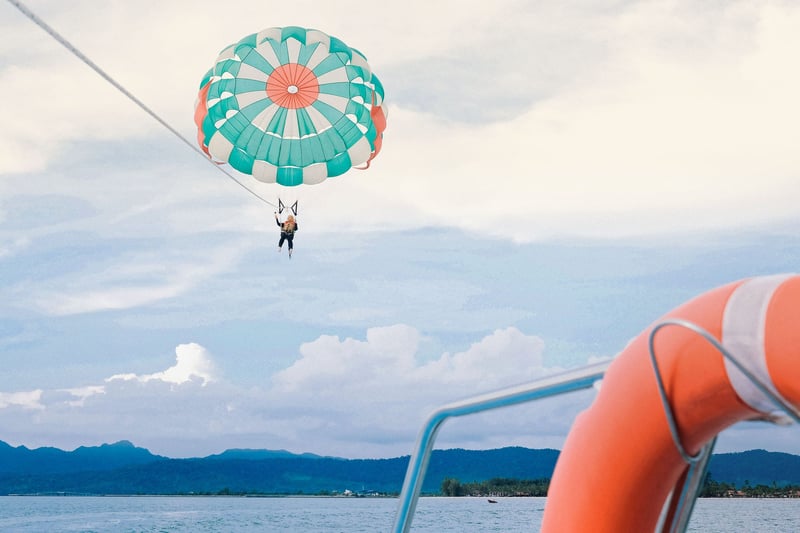 Parasailing in Sharm El Sheikh - Red Sea Experience with Pickup, photo 3