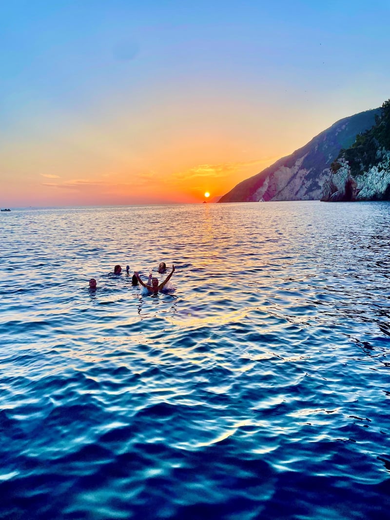 Cinque Terre Sunset Boat Tour in La Spezia, photo 2