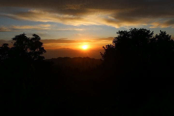 Nagarkot Sunrise Trip and Day Hike with Lunch from Kathmandu, photo 2