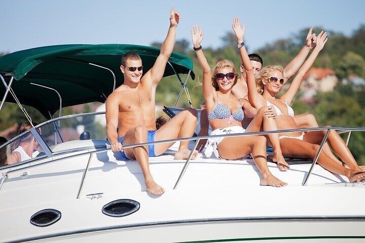 Angra and Ilha Grande Boat Tour from Rio: BBQ and Drinks, photo 5