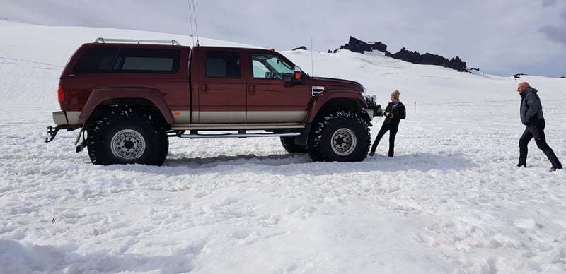Vatnajökull Super Jeep Glacier Tour, photo 3