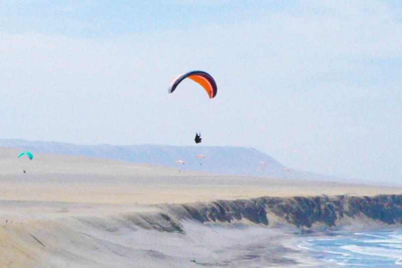 Tandem Paragliding over Paracas National Reserve, photo 4