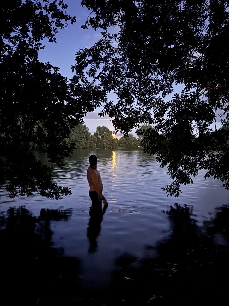 Full Moon Sauna and Moonlight Swim at Ellerton Lake, photo 3