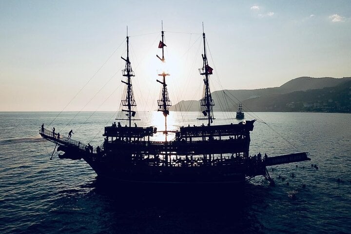 Alanya Sunset Boat Tour, photo 5