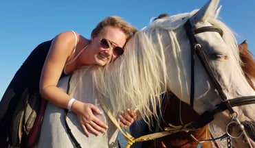 Premium Desert Horse Riding Experience in Hurghada, photo 2