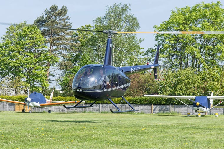 Helicopter Pilot Training in Yorkshire, photo 2