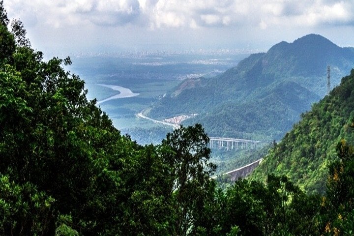 Private Helicopter Tour with Romantic Lunch in Guarujá, photo 2