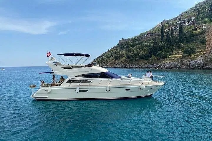Private Luxury Yacht Tour in Kemer, photo 3