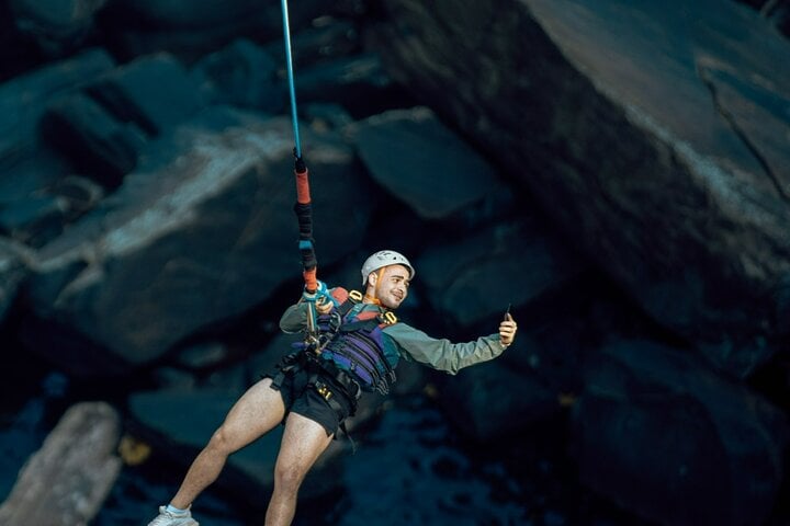 Rope Jumping in Lakshapana, photo 2