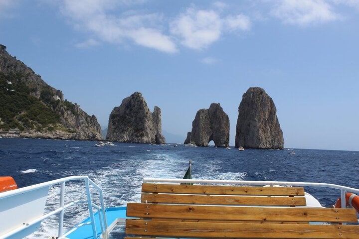 Capri Mini Cruise with Swimming Stop and Free Time on the Island, photo 5