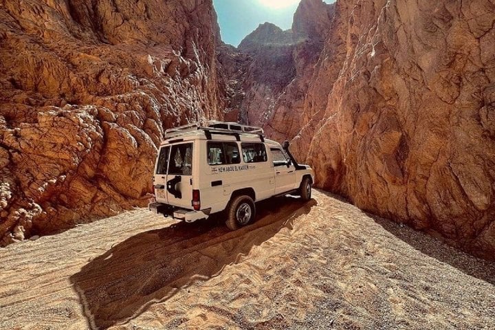 Canyon Salama Jeep Safari and Dahab Snorkelling Trip from Sharm El Sheikh, photo 2