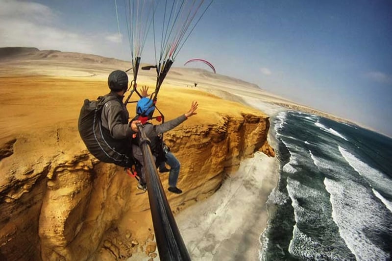 Tandem Paragliding over Paracas National Reserve, photo 3