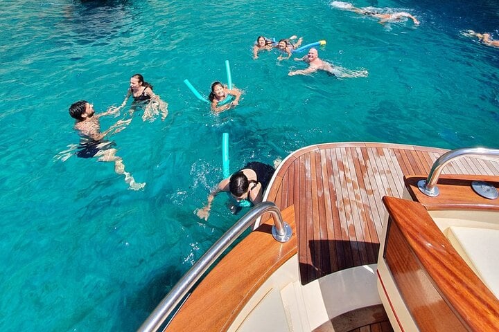 Sorrento to Capri Private Boat Experience on a Gozzo Apreamare 10, photo 5