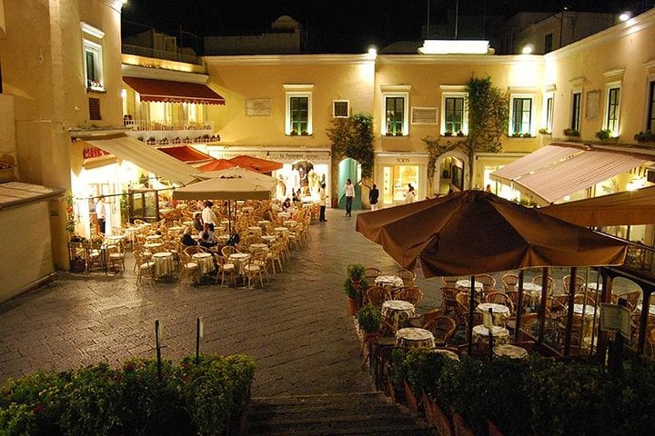 Capri Sunset Escape: Exclusive Evening Boat Tour from Sorrento, photo 3