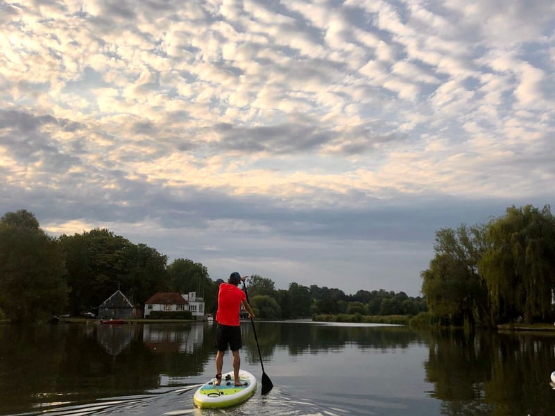 SUP Yoga and Fitness on the River Thames at Streatley, photo 2