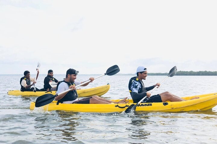 Sunrise Kayaking in Negombo: Early Morning Lagoon Paddle, photo 2