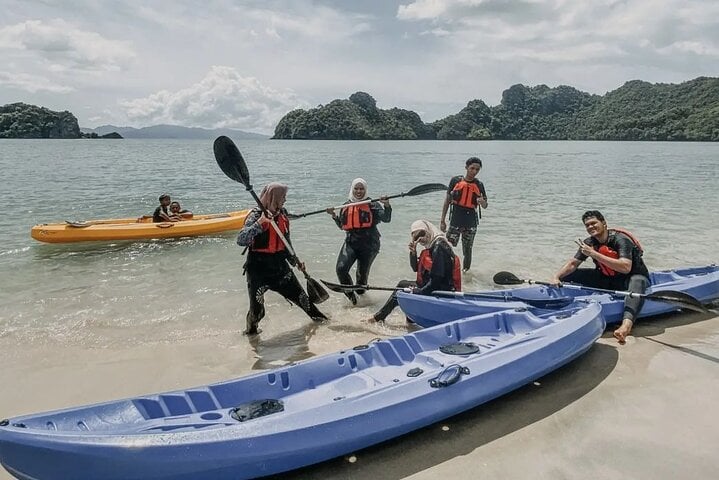 Kayak Expedition: Discover Langkawi’s Secret Mangroves, photo 2