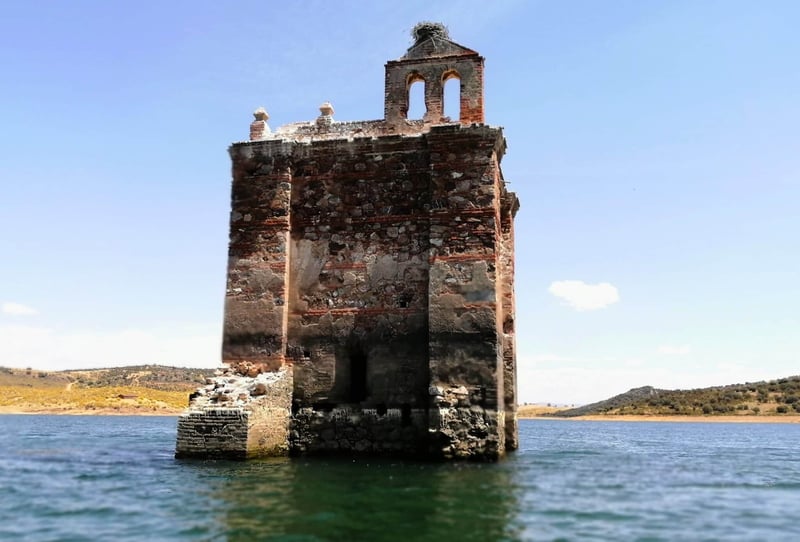 Half-Week Self-Drive Fishing Boat Package in Extremadura, photo 5