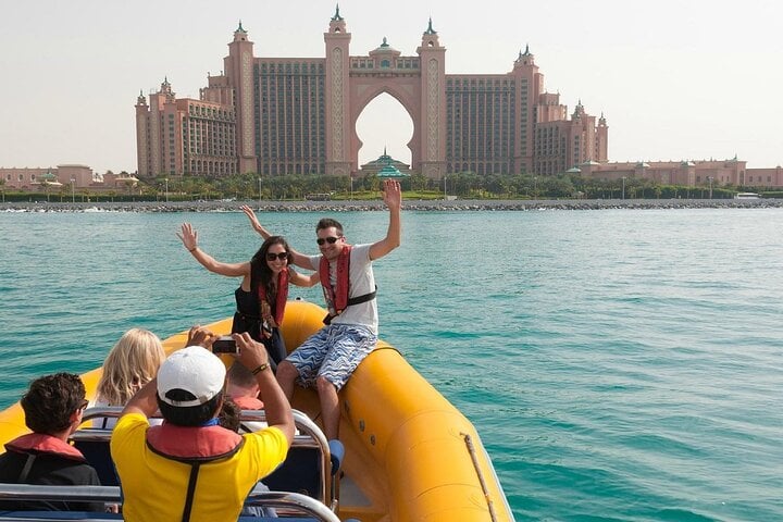 Yellow Boat Marina Tour in Dubai, photo 3