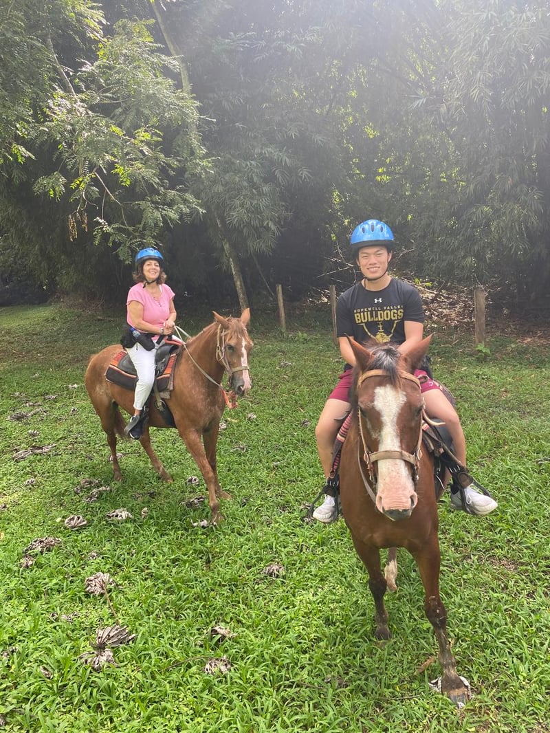 Inland Horseback Ride in Belize, photo 5