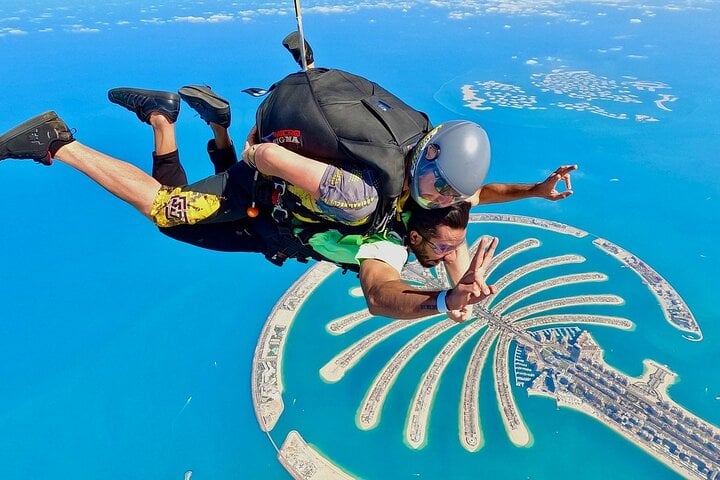 Tandem Skydive in Dubai, photo 2