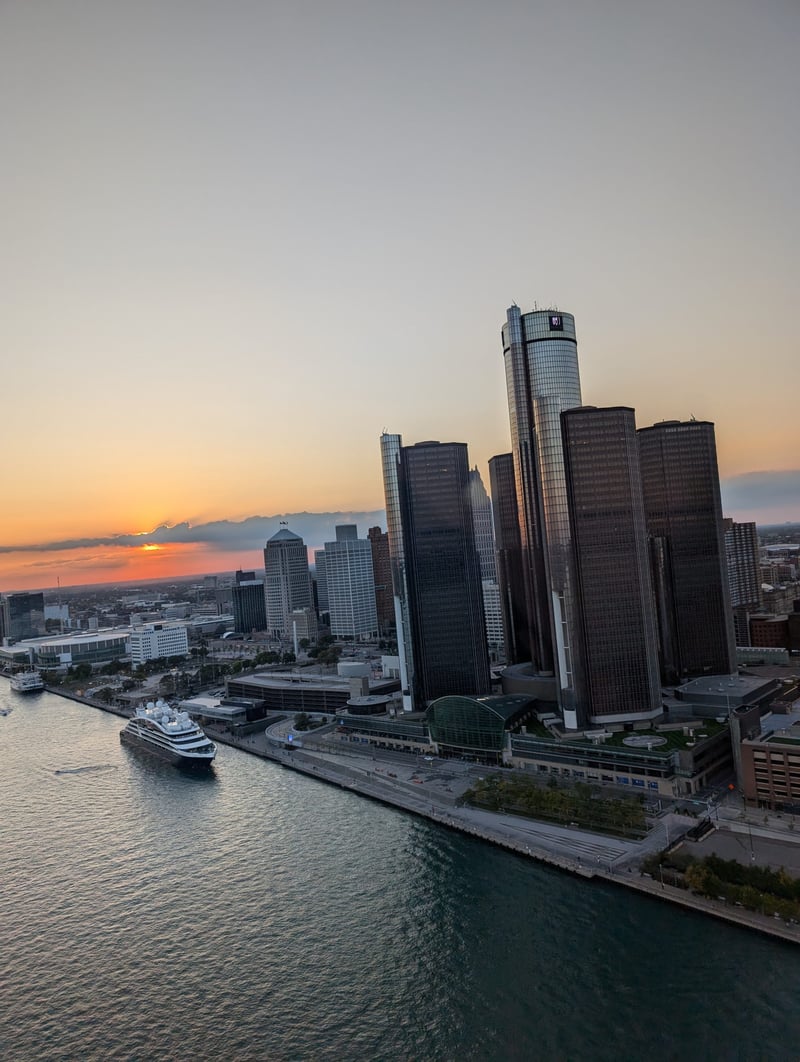 Extended Downtown Detroit Helicopter Tour, photo 4