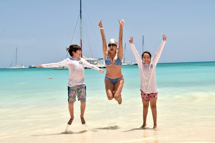 Private Yacht to Saona Island with Snorkeling in Punta Cana, photo 4