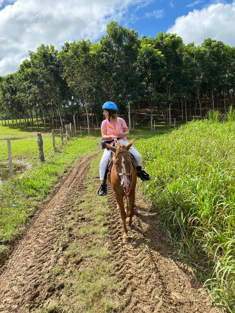 Inland Horseback Ride in Belize, photo 4