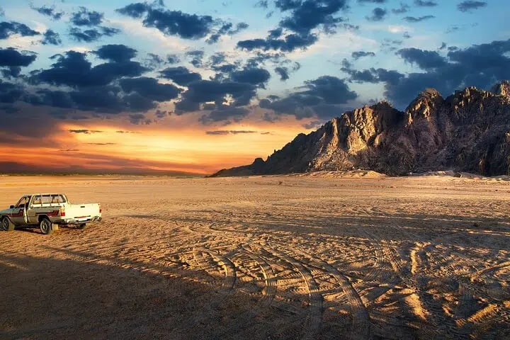 Sharm El Sheikh Desert Quad Safari with Stargazing and Dinner Show, photo 4
