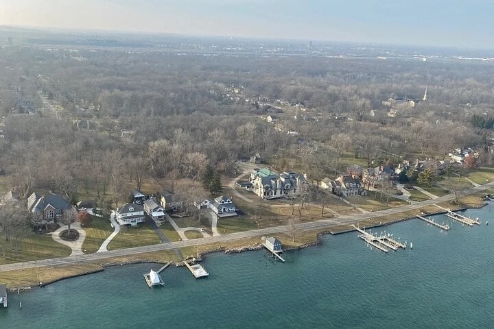 Detroit River and Ambassador Bridge Tour, photo 4