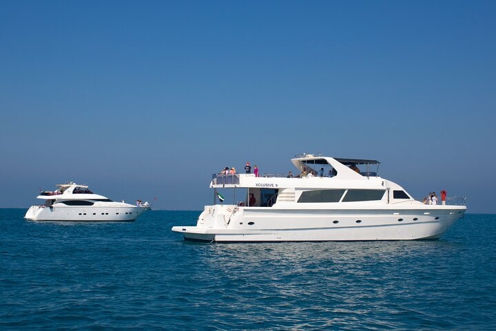 Marina Yacht Tour with Drinks in Dubai, photo 2