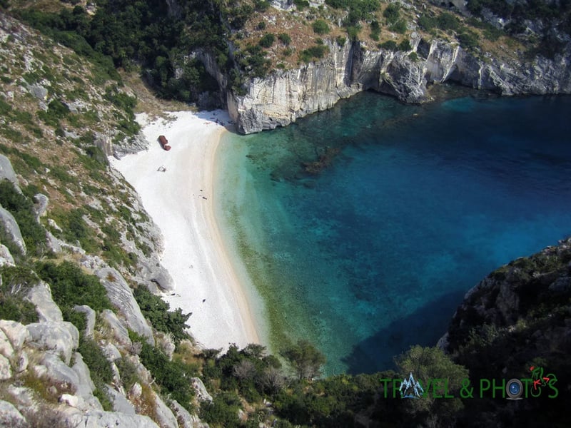 Blue Cave and Grama Bay Boat Tour in Vlore, photo 2