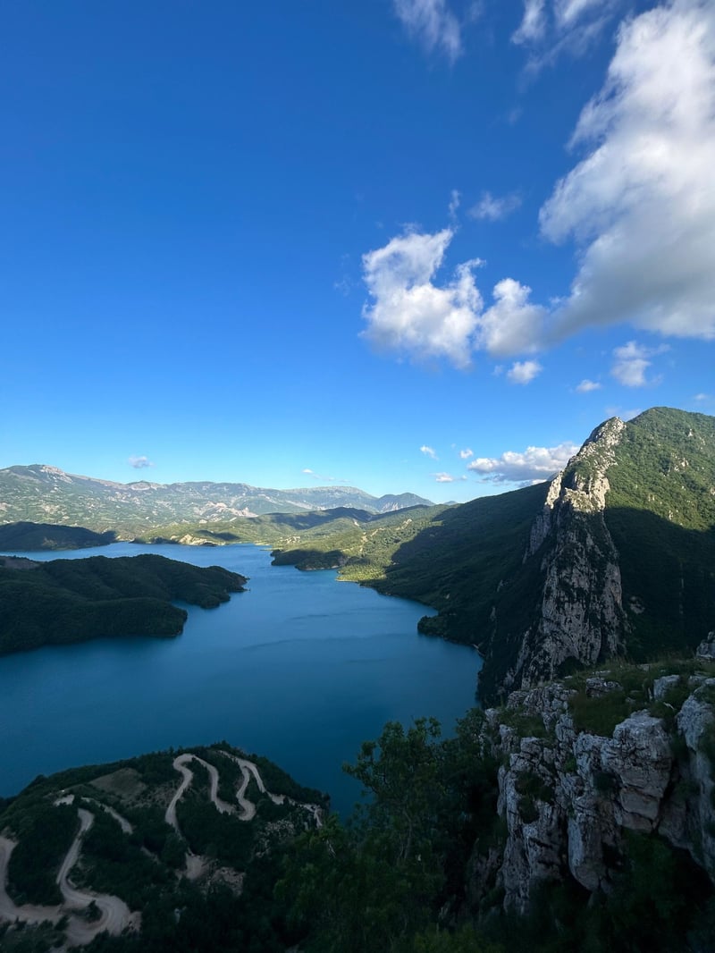 Bovilla Lake Hike in Tirana, photo 2