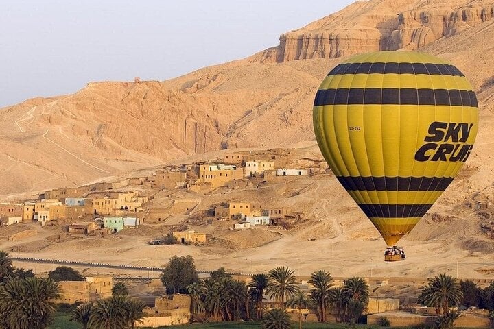 Sunrise Hot Air Balloon Flight over Luxor, photo 2
