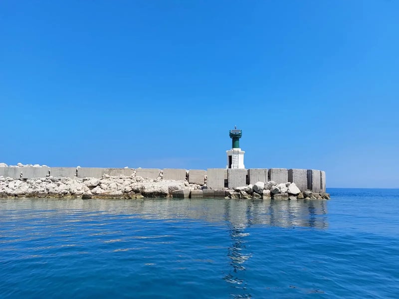 Sazan Island Boat Tour in Vlore, photo 2
