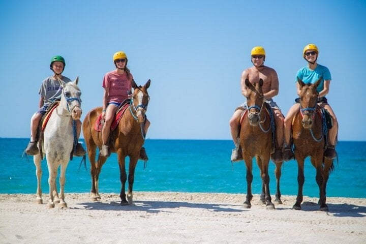 2-Hour Beach & Desert Horse Riding from Hurghada, photo 5