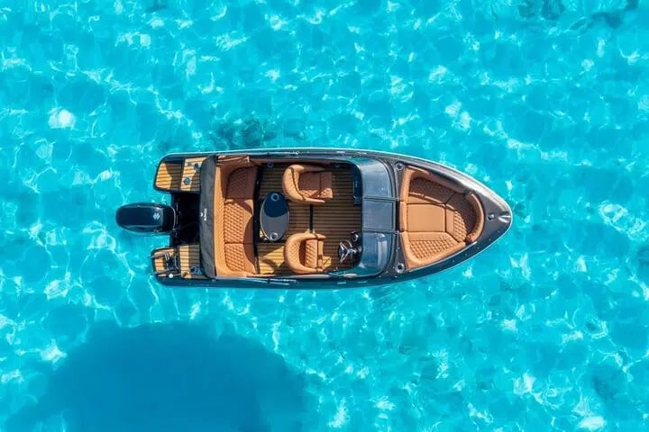 Private Speedboat Dolphin Watching and Snorkeling in Hurghada, photo 5